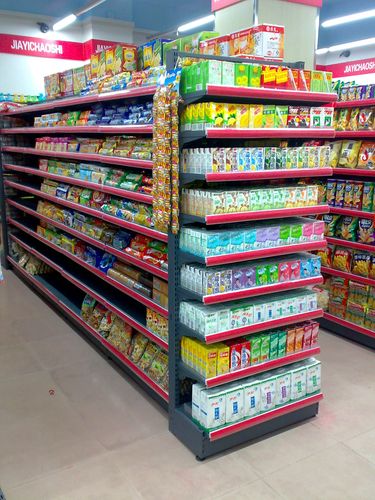 新興精品生活超市 貨架上的創新與消費體驗升級